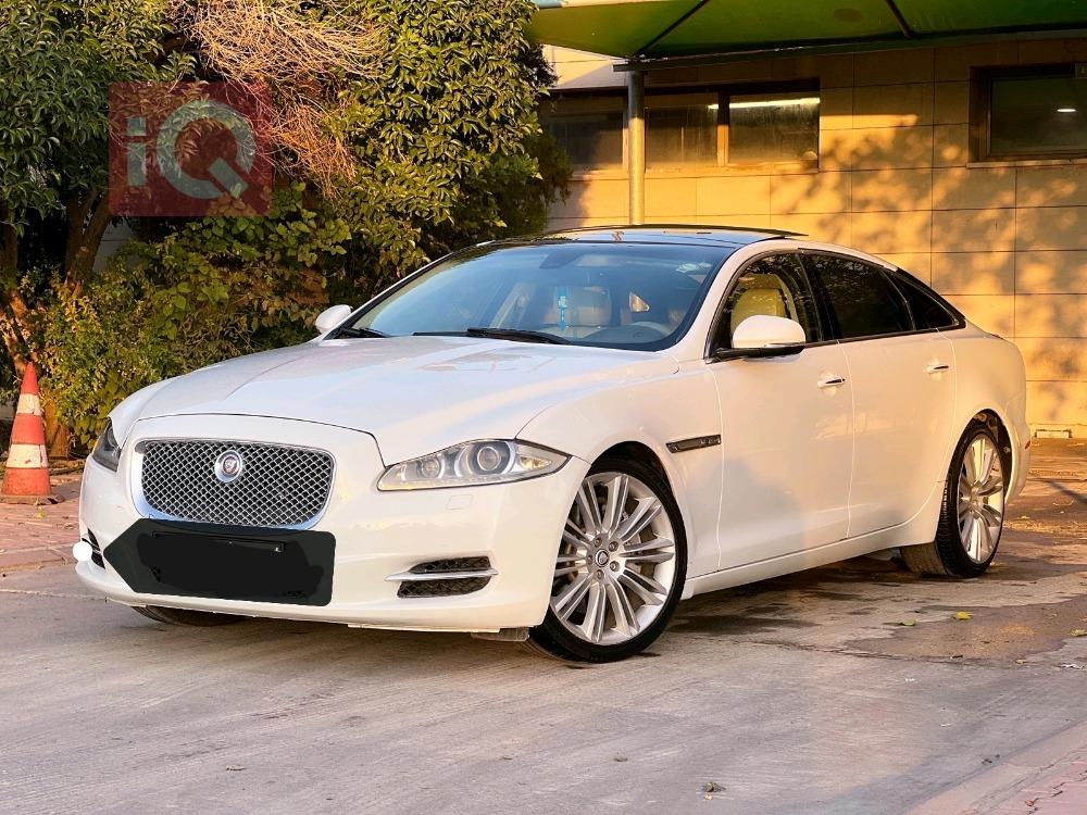 جاكوار XJ